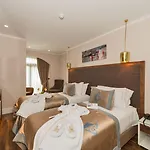 Darkmen Otel 3*