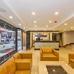 Darkmen Hotel 3*