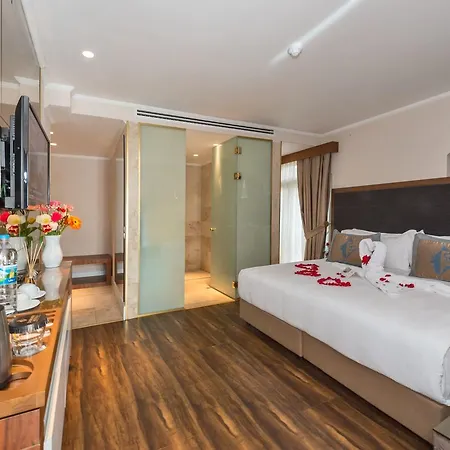 Darkmen Hotel