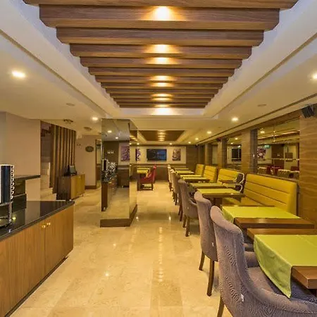 Hotel Darkmen 3*